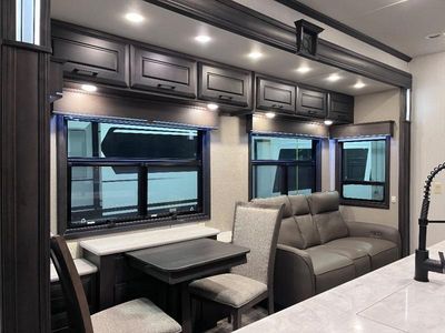 2021 DRV Luxury Suites FullHouse - Photo 9