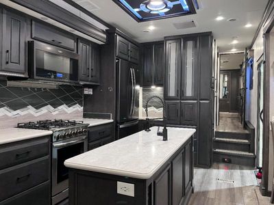 2021 DRV Luxury Suites FullHouse - Photo 14
