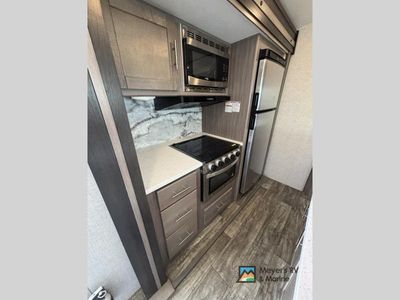 2016 CrossRoads RV SUNET TRAIL — photo 26 view
