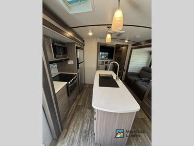 2016 CrossRoads RV SUNET TRAIL — photo 16 view