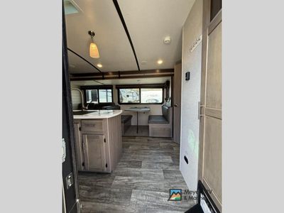 2016 CrossRoads RV SUNET TRAIL — photo 14 view