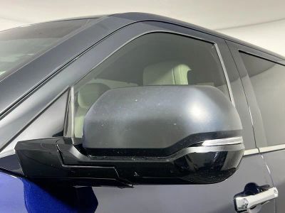 2023 Toyota Tundra — photo 10 view
