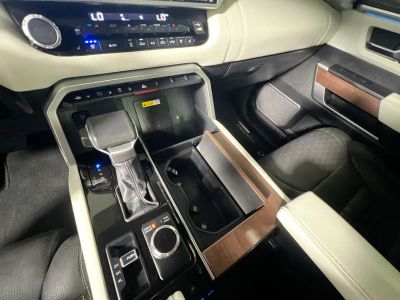 2023 Toyota Tundra — photo 22 view