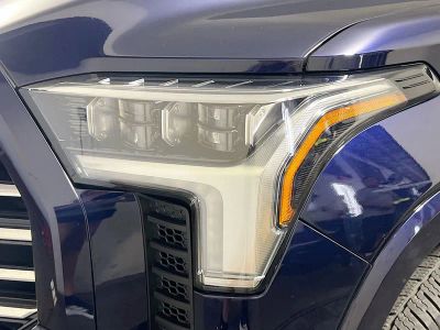 2023 Toyota Tundra — photo 9 view