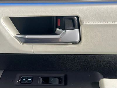 2023 Toyota Tundra — photo 28 view