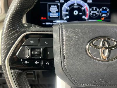 2023 Toyota Tundra — photo 16 view