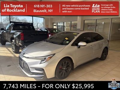 2024 Toyota Corolla SE - Photo 2
