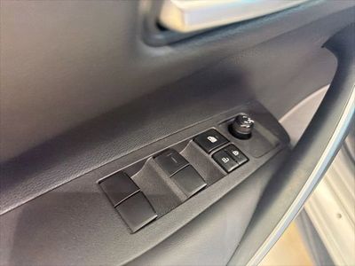 2024 Toyota Corolla SE - Photo 13