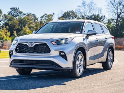 2024 Toyota Highlander - Photo 2