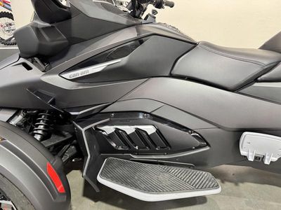 2023 Can-Am Spyder RT Limited Platine Wheels - Photo 16