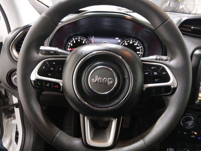 2023 Jeep Renegade - Photo 12
