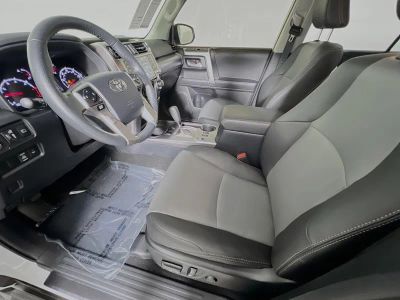 2024 Toyota 4Runner — photo 12 view