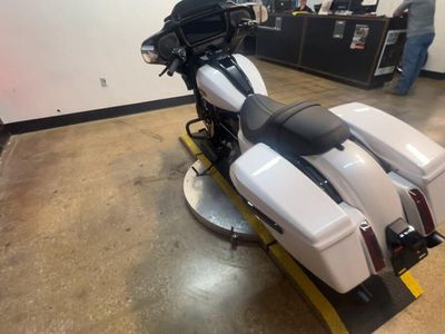 2025 Harley-Davidson FLHX - Street Glide — side profile view