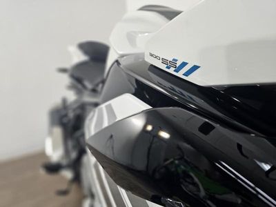 2026 CFMOTO 300SS - Photo 12