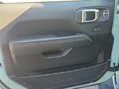 2024 Jeep Wrangler 4xe — photo 15 view