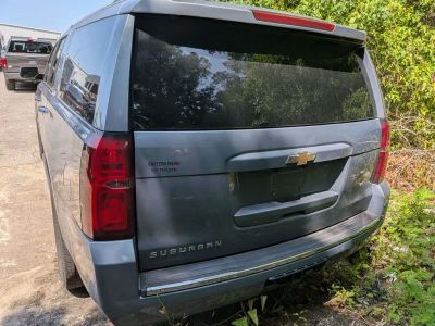 2015 Chevrolet Suburban - Photo 3