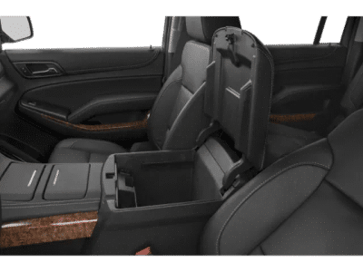 2015 Chevrolet Suburban - Photo 18