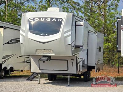 2023 Cougar 290RLS — engine compartment view