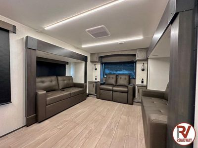 2026 Cherokee Arctic Wolf 3950SUITE - Photo 24