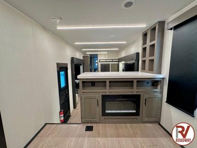 2026 Cherokee Arctic Wolf 3950SUITE - Photo 29