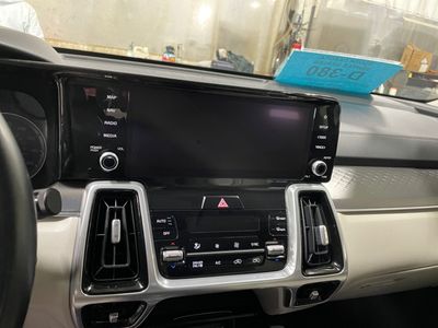 2022 Kia Sorento Plug-In Hybrid - Photo 7
