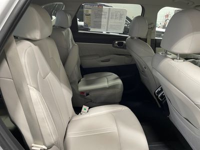 2022 Kia Sorento Plug-In Hybrid - Photo 6
