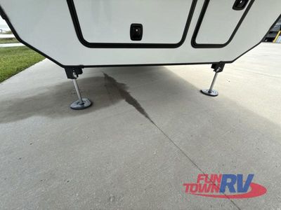 2026 Keystone RV Montana - Photo 13