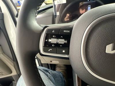 2026 Kia Carnival — photo 18 view