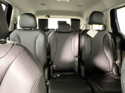 2026 Kia Carnival — photo 35 view