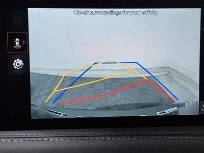 2025 Genesis G70 — photo 16 view