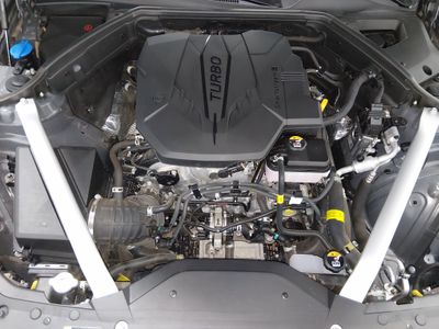 2025 Genesis G70 — photo 9 view
