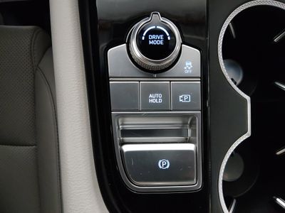 2025 Genesis G70 — photo 21 view