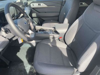 2026 Ford Explorer — photo 13 view