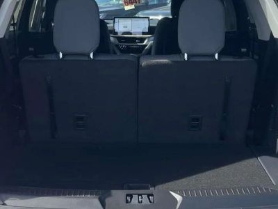 2026 Ford Explorer — photo 11 view