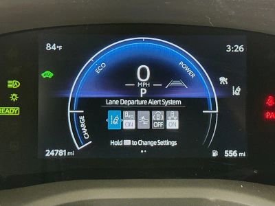 2025 Toyota Camry — photo 11 view