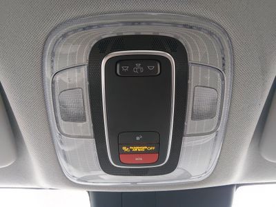2024 Hyundai Elantra — photo 18 view