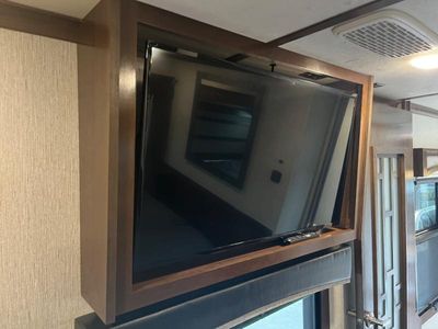 2021 CrossRoads RV Redwood - Photo 10