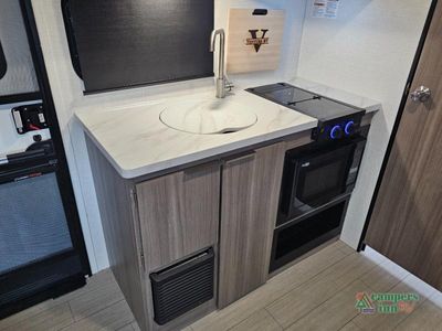 2024 Venture RV Sonic - Photo 14