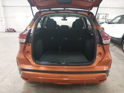 2024 Nissan Kicks — photo 11 view