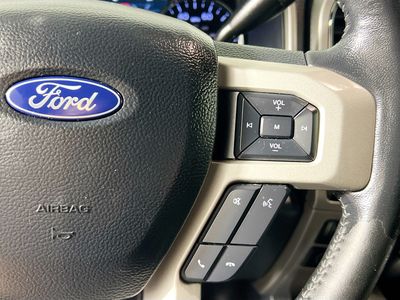 2022 Ford F-350SD - Photo 17