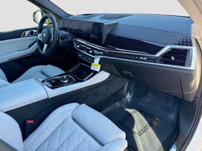 2026 BMW X5 — photo 14 view