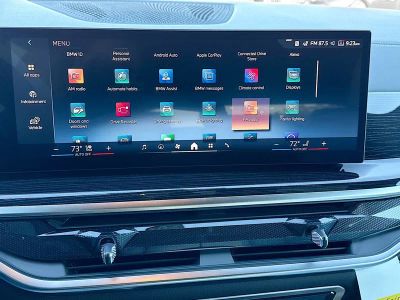 2026 BMW X5 — photo 30 view