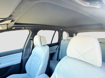 2026 BMW X5 — photo 27 view