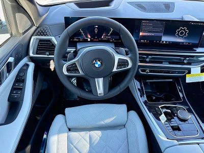 2026 BMW X5 — photo 17 view