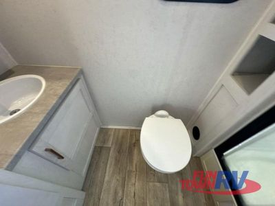 2023 Dutchmen RV Astoria - Photo 31