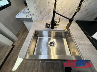 2023 Dutchmen RV Astoria - Photo 19