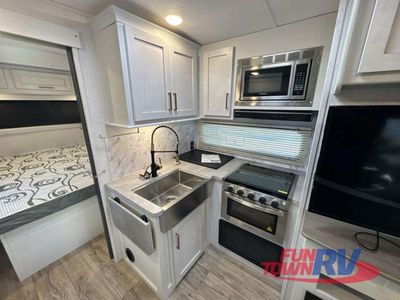 2023 Dutchmen RV Astoria - Photo 18