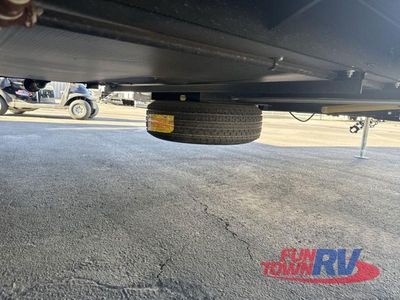 2023 Dutchmen RV Astoria - Photo 16