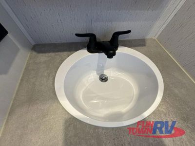 2023 Dutchmen RV Astoria - Photo 30