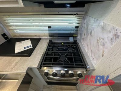 2023 Dutchmen RV Astoria - Photo 20